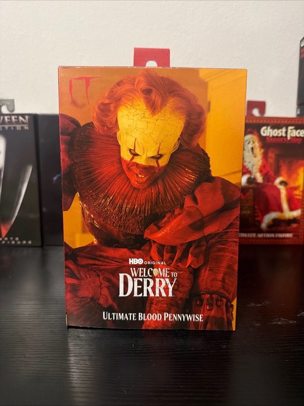 HBO Welcome to Derry Ultimate Blood Pennywise Figure - Red